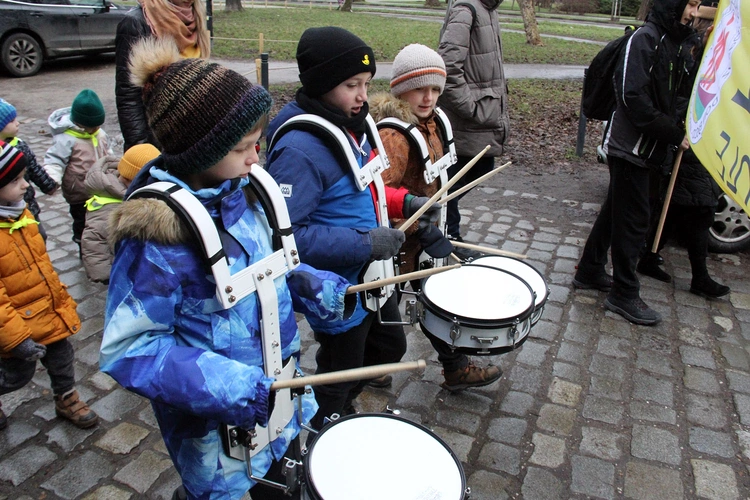 Pierwszy Marsz Radości w Zespole Szkół Salezjańskich