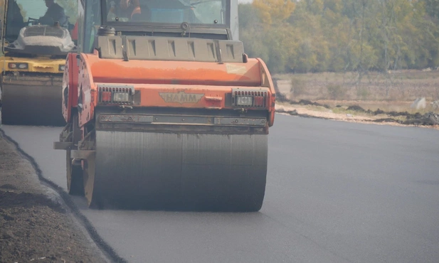 Region. Jest więcej pieniędzy na inwestycje lokalne z Rządowego Funduszu Rozwoju Dróg