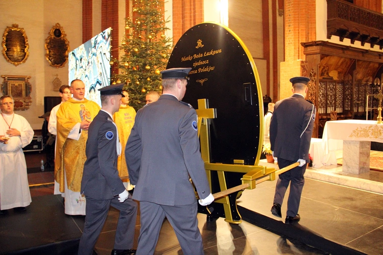 Peregrynacja obrazu Matki Bożej Łaskawej w bazylice św. Elżbiety we Wrocławiu