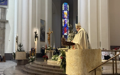 Archidiecezja. Rok Jubileuszowy - pielgrzymki dekanatów