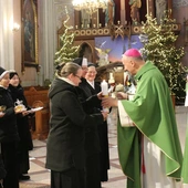 Dziękujemy za dar życia konsekrowanego