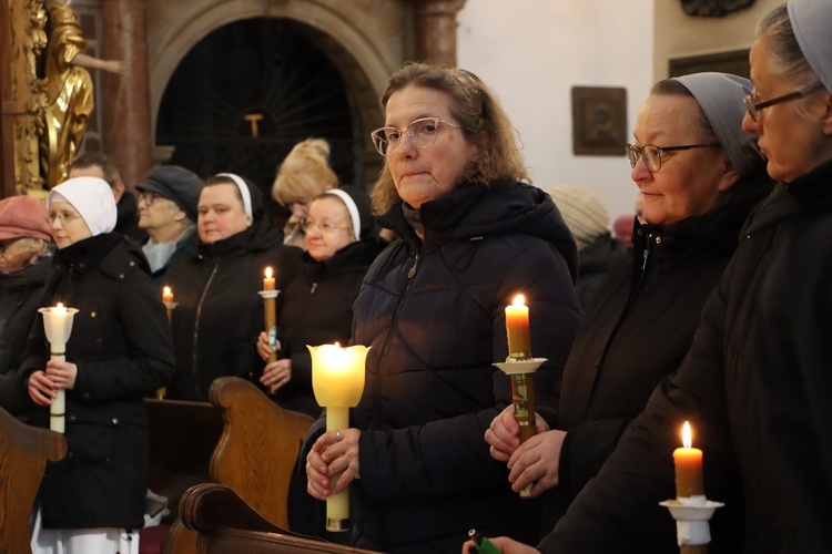 Dzień Życia Konsekrowanego w diecezji łowickiej