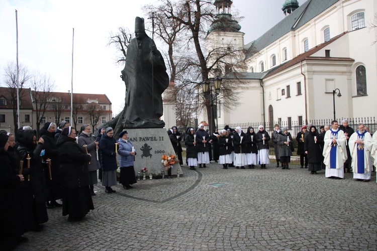 Dzień Życia Konsekrowanego w diecezji łowickiej