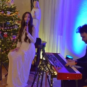 Obchody Matki Bożej Gromnicznej w skansenie w Radomiu.