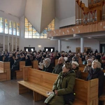 Msza św. poprzedająca umieszczenie figurki MB Królowej Zaspy w kapliczce