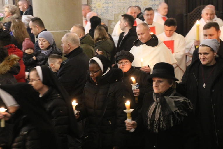 Płock. Święto życia konsekrowanego w katedrze