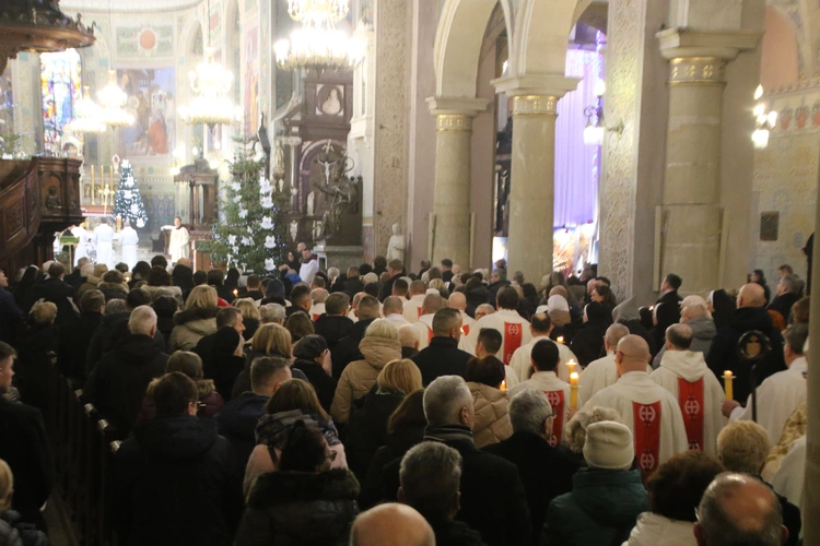 Płock. Święto życia konsekrowanego w katedrze