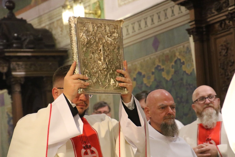 Płock. Święto życia konsekrowanego w katedrze