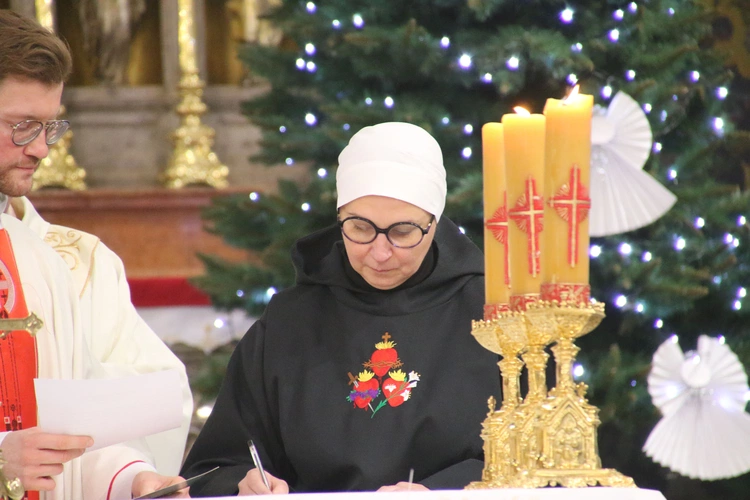 Płock. Święto życia konsekrowanego w katedrze