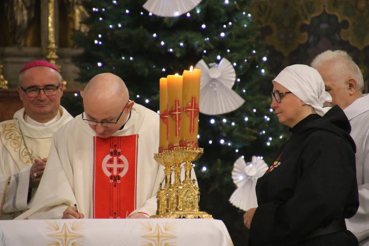 Płock. Święto życia konsekrowanego w katedrze