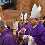 Msza za zmarłych biskupów i rządców diecezji