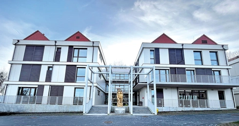 	Symboliczne  wbicie łopaty pod nową placówkę odbyło się w 2022 r. w Światowy Dzień Chorego. 