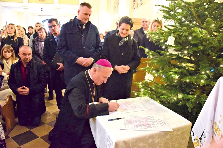 Przesłanie podpisał m.in. bp Marek Solarczyk.