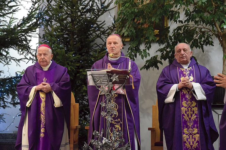 Mszy św. przewodniczył bp Marek Solarczyk.