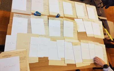 Cenne dokumenty i nieznane publikacje