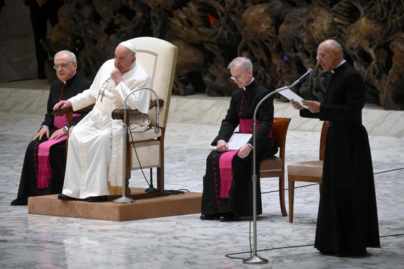 Papież Franciszek: jeśli diabeł dzieli, Credo jednoczy!