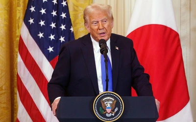Trump pozbawił Bidena dostępu do informacji niejawnych