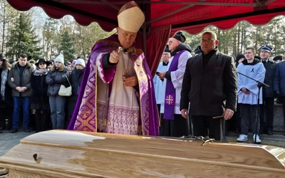 Pogrzeb ks. Jarosława Wypchło