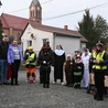 Przez Ostrożnicę z niedźwiedziem
