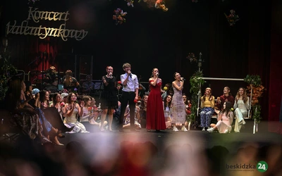 Uczniowie zagrali dla cieszyńskiego hospicjum