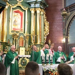 Dąbrowa Tarnowska. Poświęcenie odnowionego ołtarza, obrazu i ambony