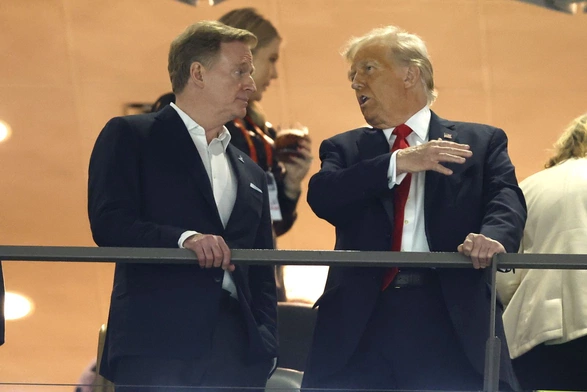 Przed Super Bowl