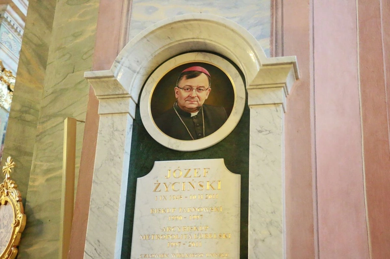 Pozostał w naszej pamięci i modlitwie