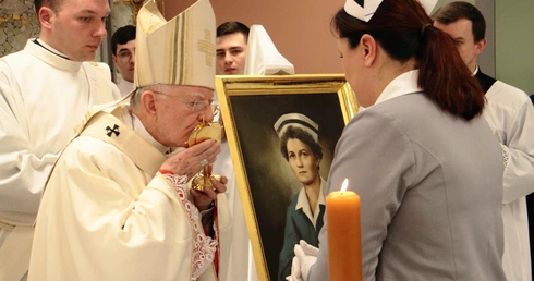 W Szpitalu Uniwersyteckim w Krakowie została poświęcona kaplica Pana Jezusa Miłosiernego