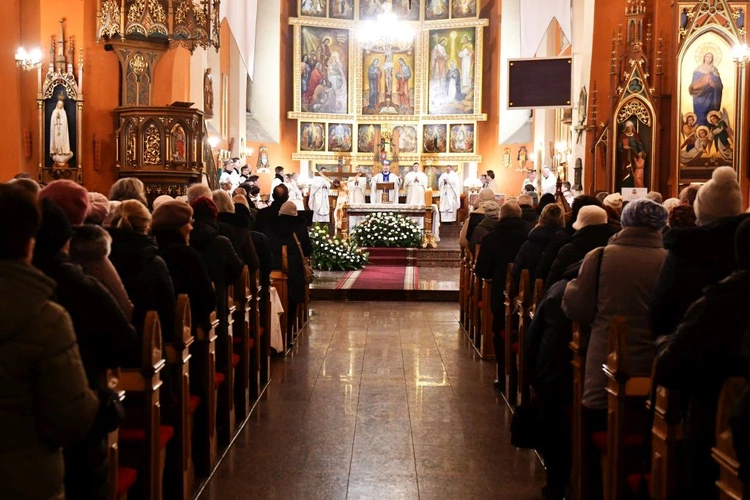 Modlitwa za chorych w zielonogórskiej konkatedrze