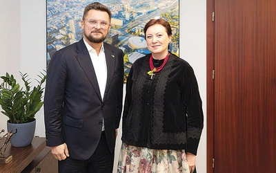 Prezydent Marcin Krupa i nowo powołana pełnomocnik ds. regionalizmu.