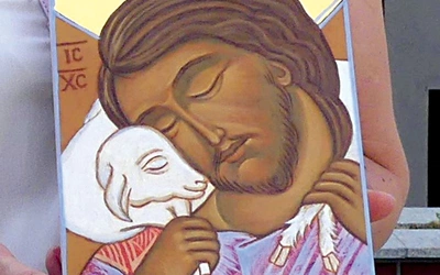 Pod okiem Danuty Jęczmyk w Kamienicy powstaną ikony Dobrego Pasterza.