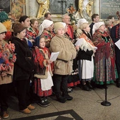 	17 stycznia 2016 r. Dolanie na pierwszej Eucharystii w duchu beskidzkiej tradycji.