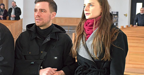 	W trakcie Mszy św. kilkadziesiąt par odnowiło przyrzeczenia małżeńskie.