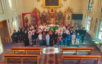 Niektórzy z uczestników być może wybiorą jako drogę życia kapłaństwo.