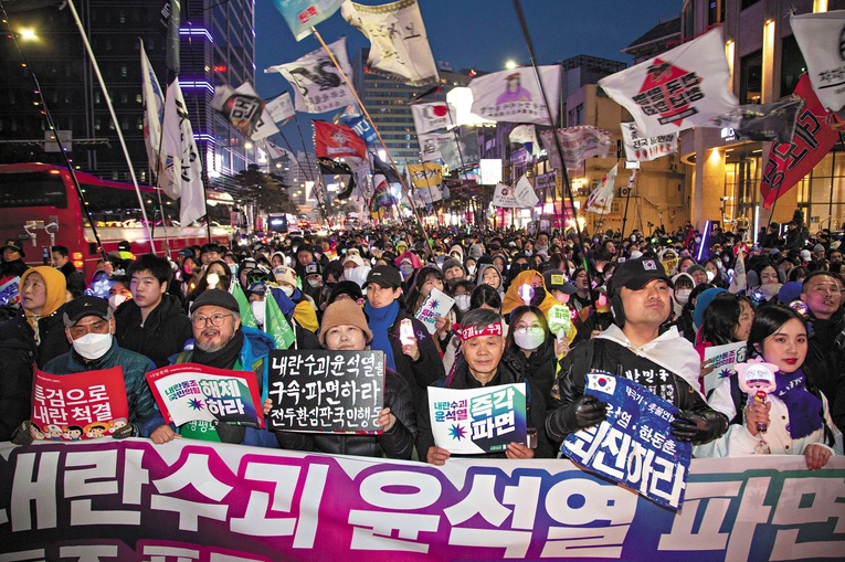 Korea Południowa w kryzysie. Co zmienił kilkugodzinny stan wojenny?