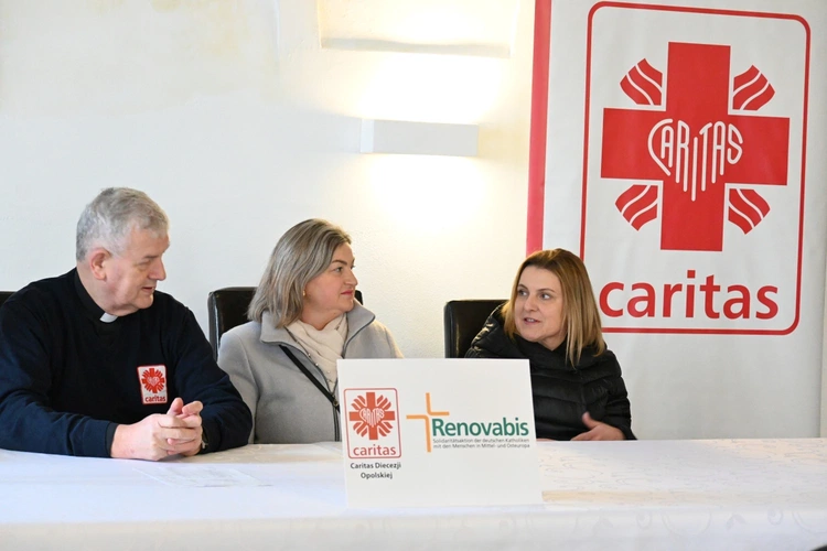Opolska Caritas przekazuje sprzęt AGD powodzianom