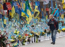 Ukraina pada ofiarą opieszałości demokratów, interesów republikanów, ślepej miłości Europy do Rosji