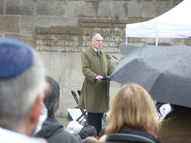 Ronald S. Lauder