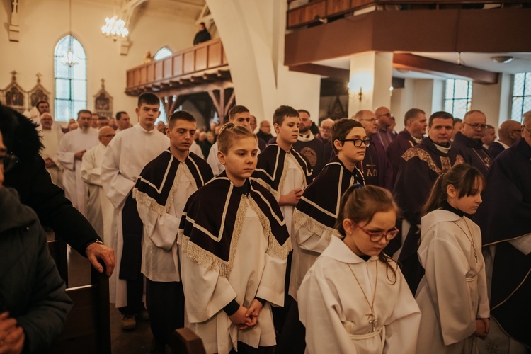 Ostatnie pożegnanie ks. Ludwika Grochowiny