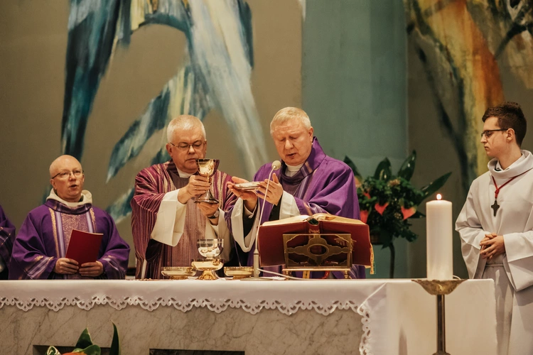 Ostatnie pożegnanie ks. Ludwika Grochowiny