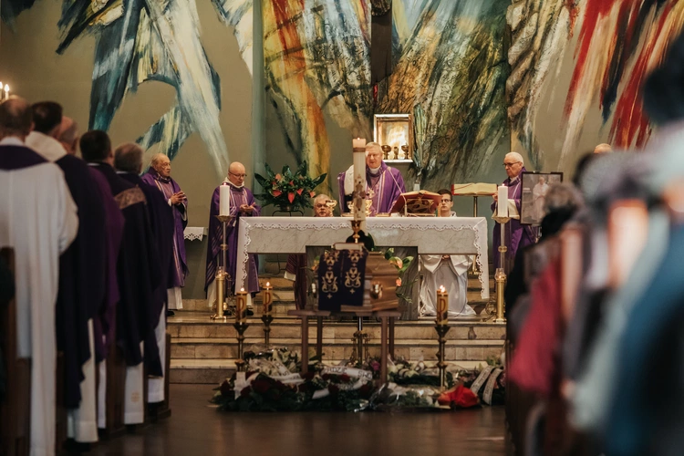 Ostatnie pożegnanie ks. Ludwika Grochowiny