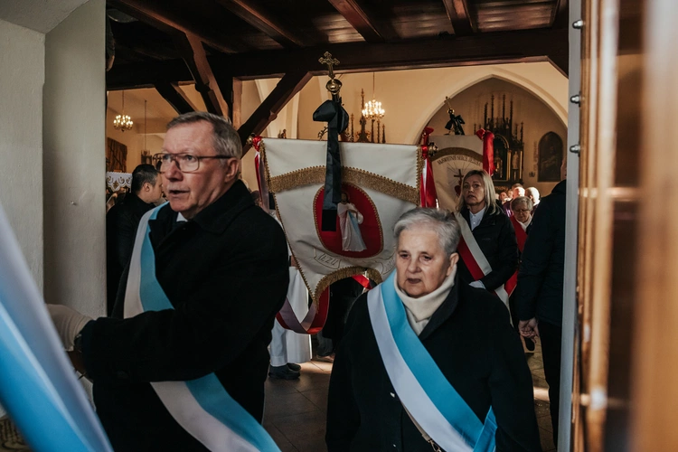 Ostatnie pożegnanie ks. Ludwika Grochowiny