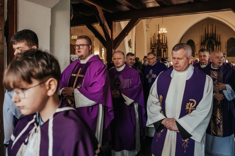 Ostatnie pożegnanie ks. Ludwika Grochowiny