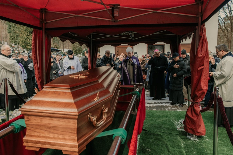 Ostatnie pożegnanie ks. Ludwika Grochowiny