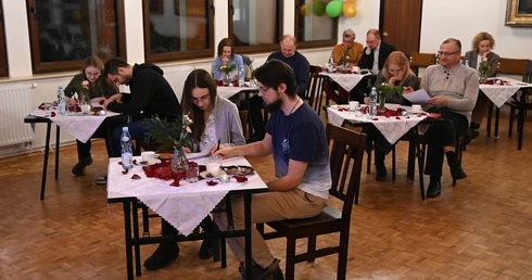 Romantyczny wieczór małżeński