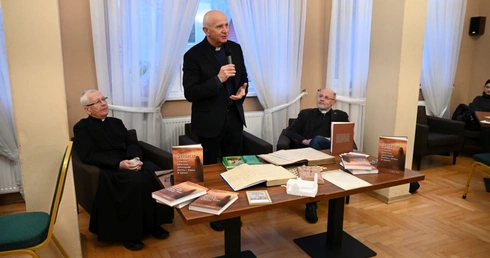 Spotkanie autorskie w parafii Świętych Apostołów Piotra i Pawła w Opolu