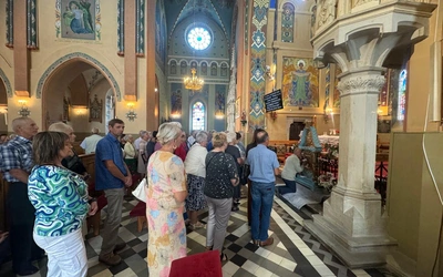 Adoracja cudownego obrazu w Sulisławicach