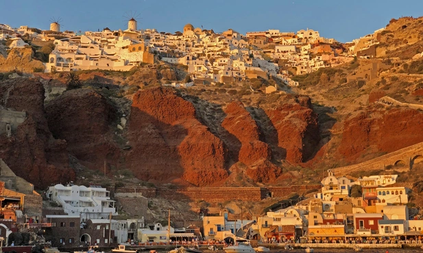 Na Santorini
