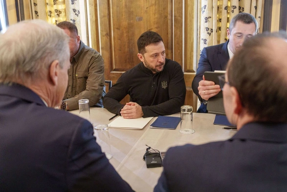 Wołodymyr Zełenski na konferencji w Monachium