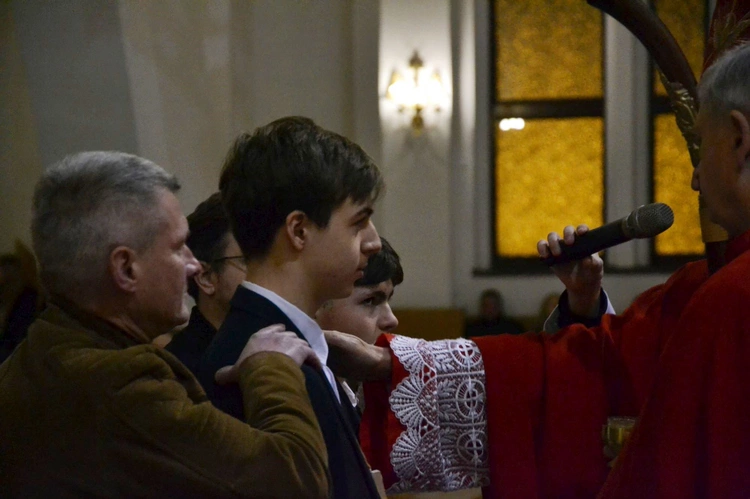 Bierzmowanie w par. Miłosierdzia Bożego w Dębicy